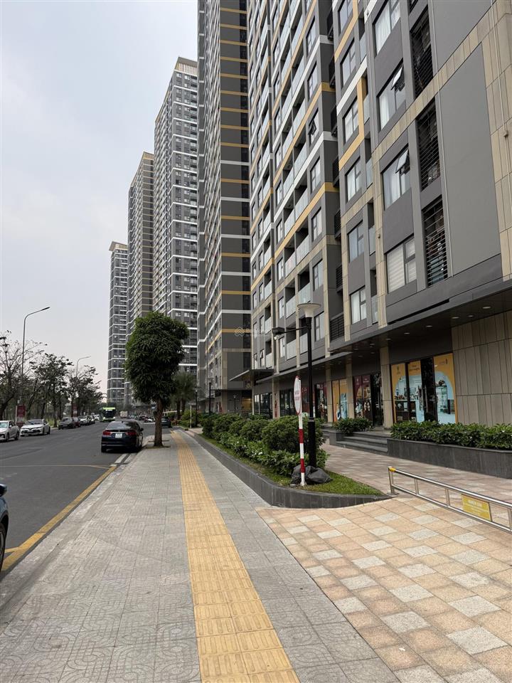 Cdt vinhomes giảm giá tới 50% shophouse khối đế vinhomes grand park, 12,99tỷ, 102,8m2, sẵn hđ thuê