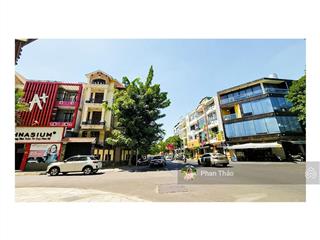 Tuyến đường hot nhất khu quận 7  nguyễn văn linh  28x22m ct hầm 8 tầng  hđt 150tr  giá 70 tỷ tl