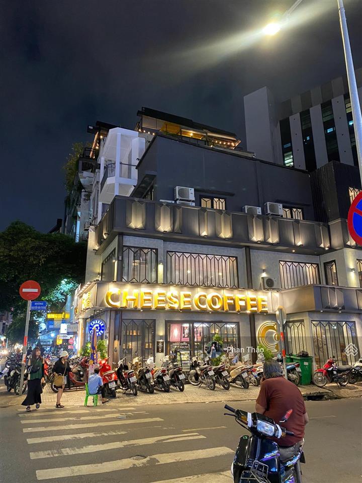 Vị trí kim cương, siêu khan hiếmđường hai bà trưng12x22mctxd hầm 8 tầnghđt 200trgiá bán 80 tỷ