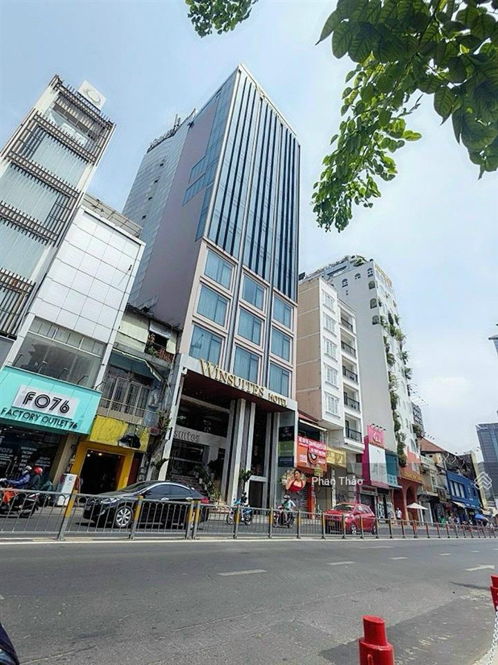 Hiếm có khó tìm ! tòa chdv cao cấp 2 mặt tiền nguyễn trái 11 tầnghđt 700 triệugiá bán 150 tỷ