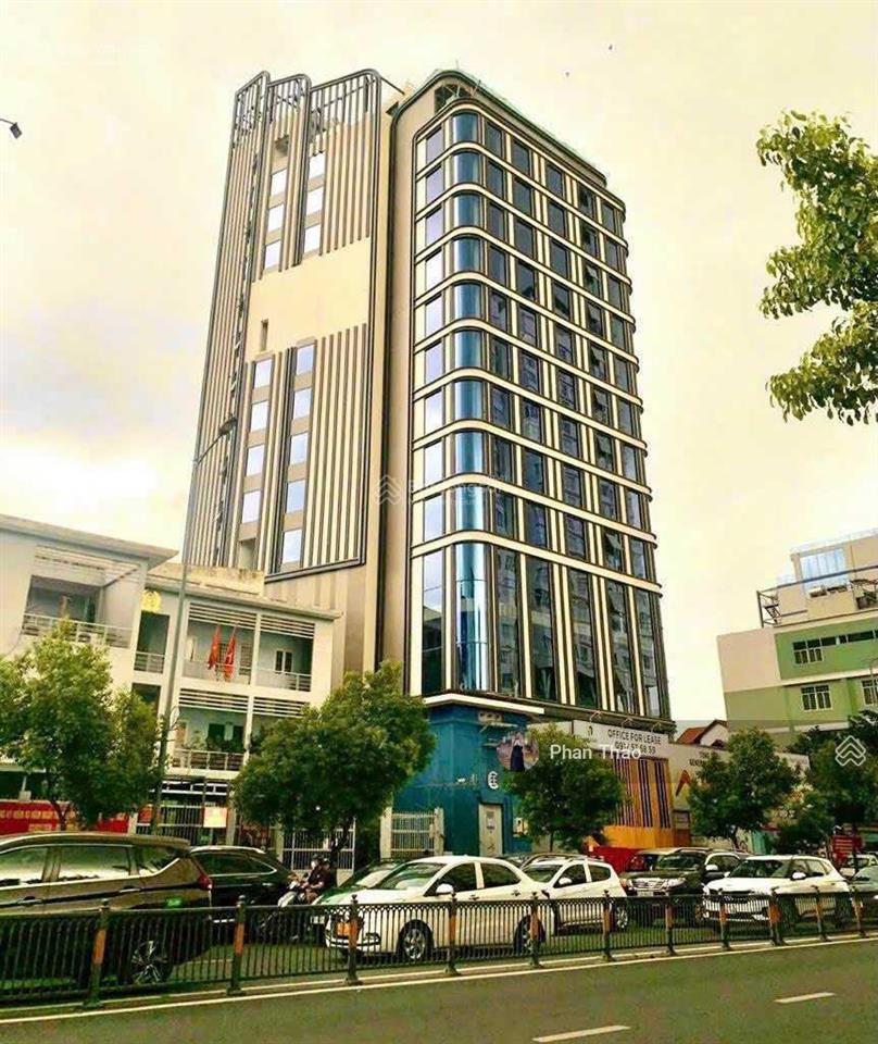 Tòa nhà mặt tiền quận 3 góc trương định, nguyễn đình chiểu  12x20m hầm 8l  hđt 300tr/th  110 tỷ