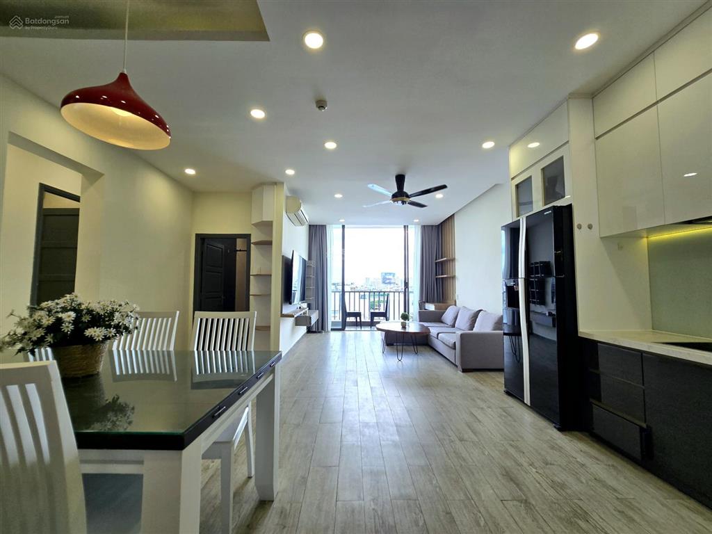 Cho thuê chdv 2 phòng ngủ tại thảo điền, q2, hcm  đang trống vào ở liền