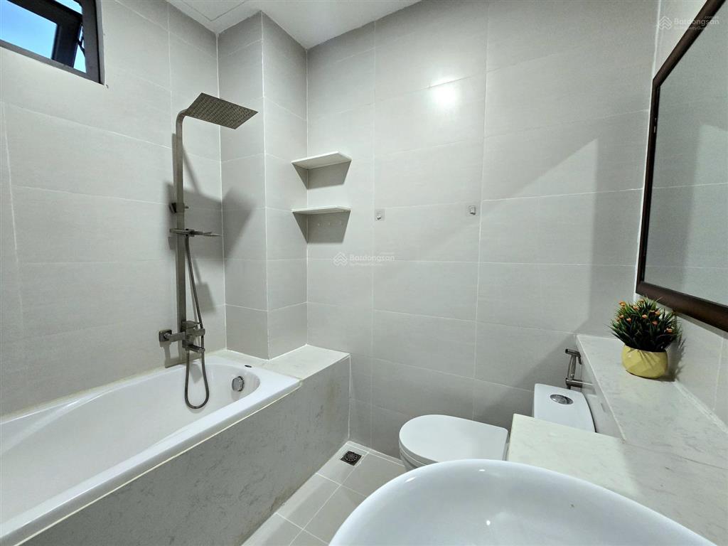 Cho thuê chdv 2 phòng ngủ tại thảo điền, q2, hcm  đang trống vào ở liền