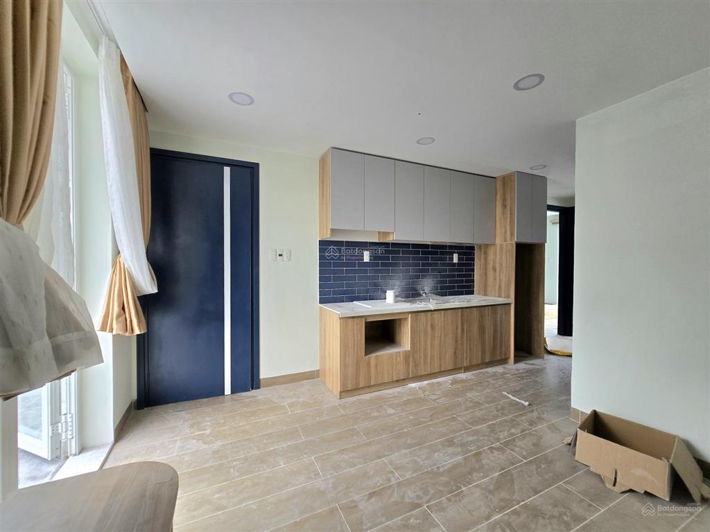 Chính chủ khai trương căn penthouse 2pn, 1wc tại 42 đường phan bá vành, 100m2, ban công
