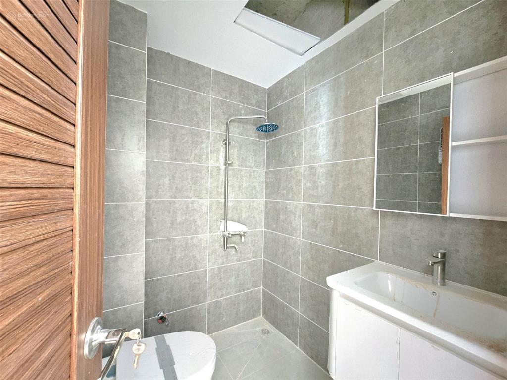 Chính chủ khai trương căn penthouse 2pn, 1wc tại 42 đường phan bá vành, 100m2, ban công