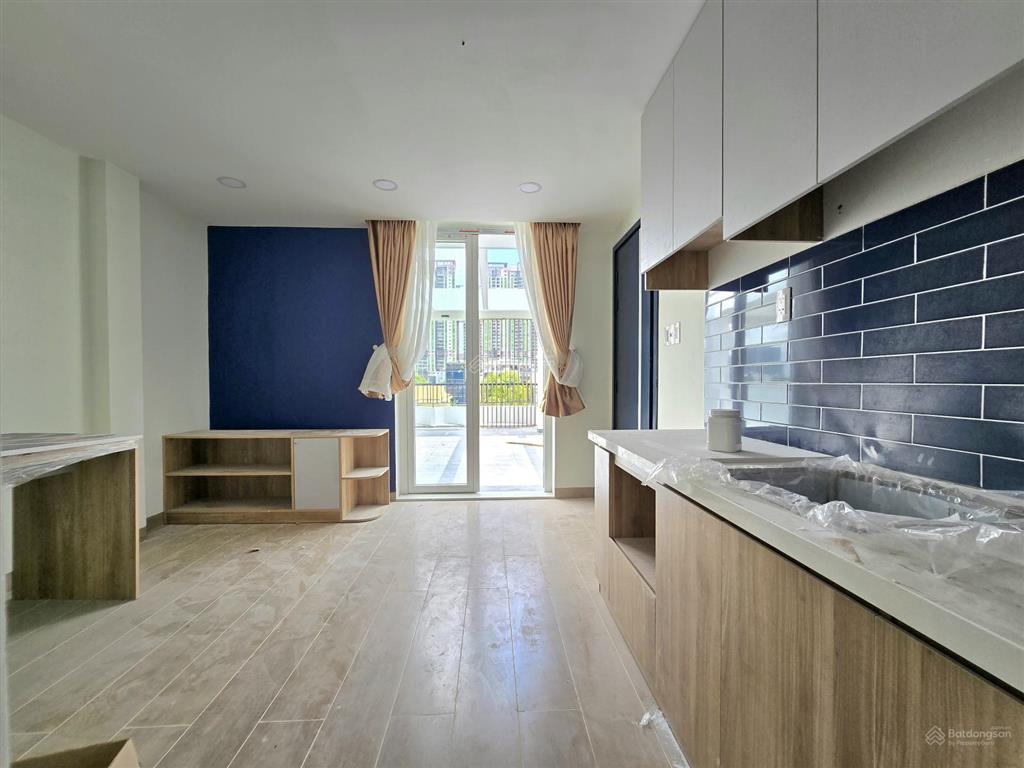 Chính chủ khai trương căn penthouse 2pn, 1wc tại 42 đường phan bá vành, 100m2, ban công