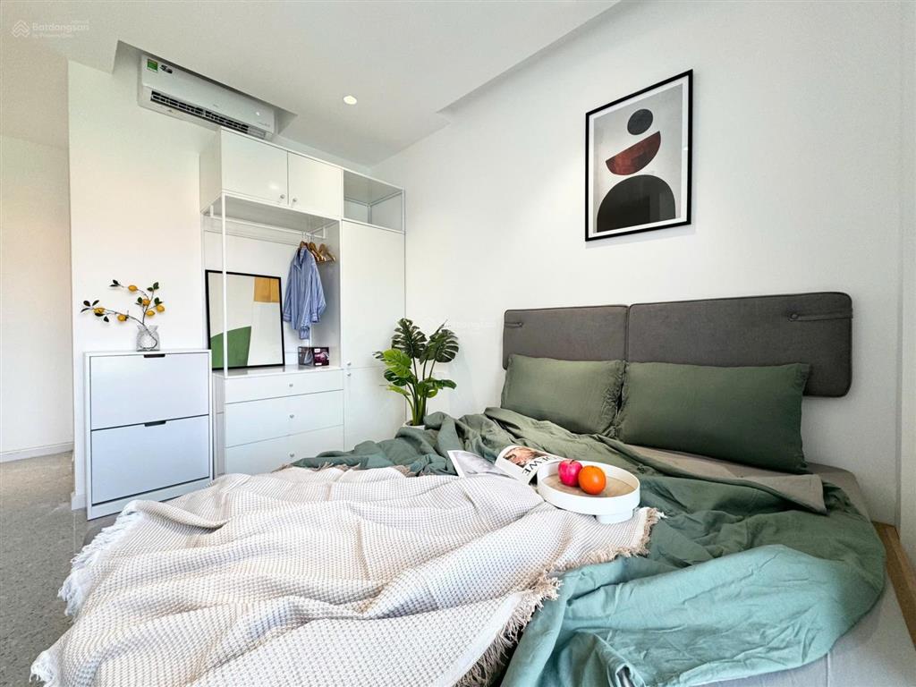 Studio gần metro thảo điền  full nội thất ban công tối giản