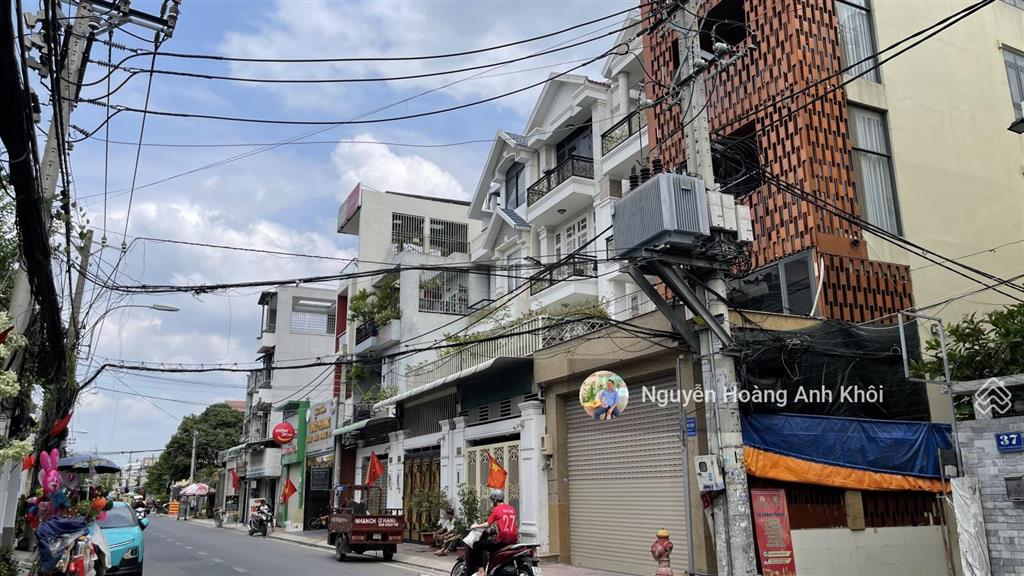 Đoạn đường đẹp ngay chợ hiệp bình toàn cho thuê văn phòng