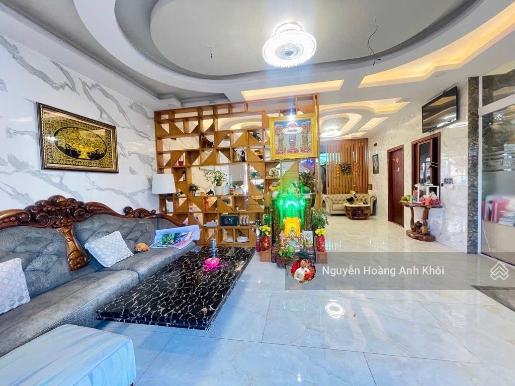 Siêu phẩm mặt tiền 18m vuông a4 trục nối thanh đa với phạm văn đồng