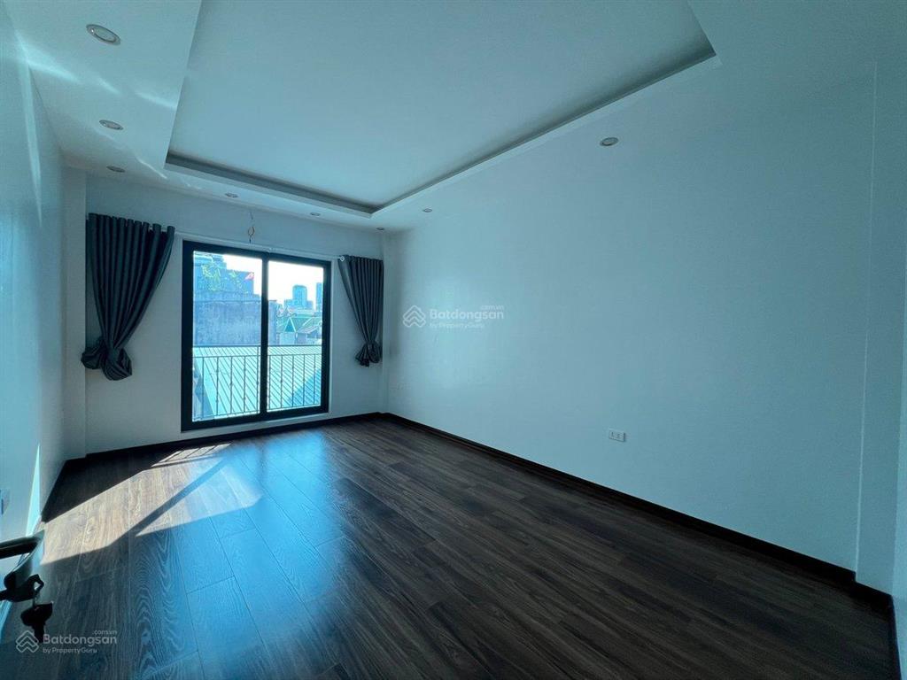Bán nhà vạn phuc hà đông 30m2x5 tầng giá 7,6 tỷ hà nội