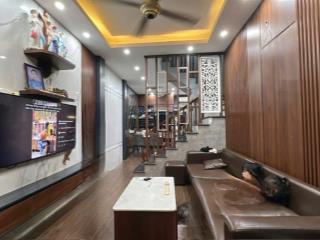 Bán nhà quang lãm hà đông 32/44m2 5 tầng giá 6,3 tỷ hà nội