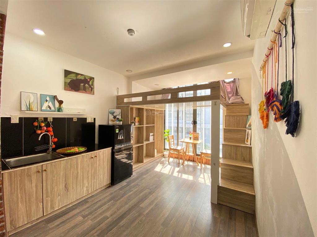 Cho thuê duplex rộng rãi, ban công, cửa sổ đón nắng phòng hiện đại ngay hoàng văn thụ