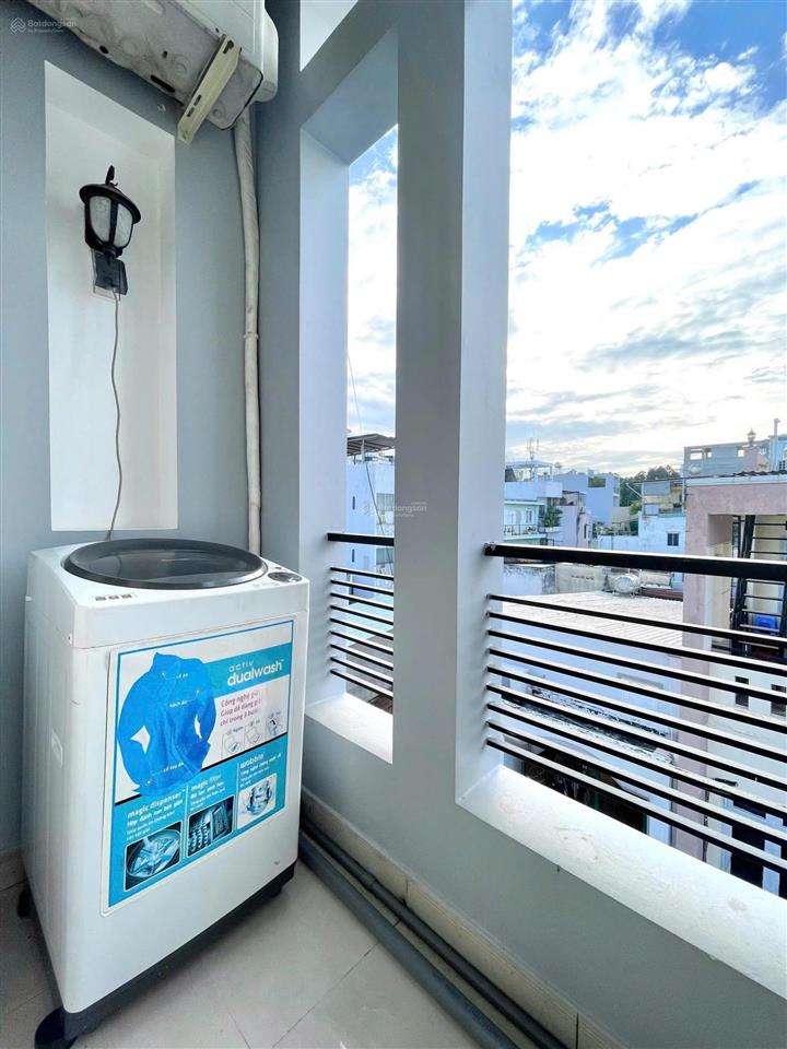 Thuê ngay căn hộ ban công máy giặt riệng  30m2 thoáng mát ngay chợ bà chiểu sát q1 an ninh cao
