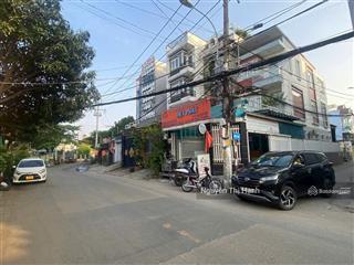 Nhà góc 2 mặt phố đường 11, phường trường thọ, thủ đức, rất phù hợp cho việc kinh doanh
