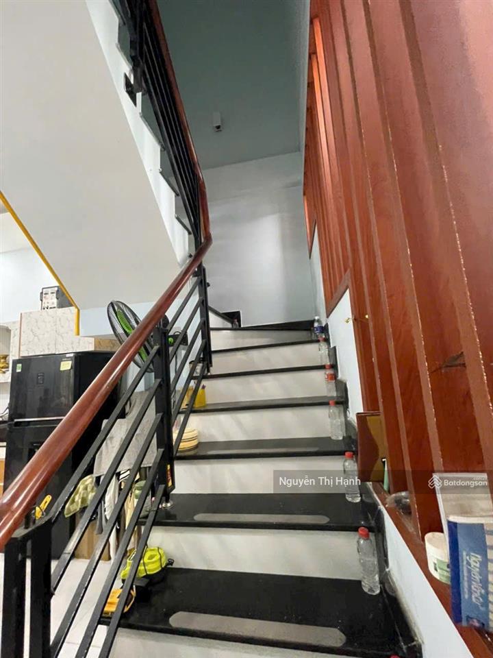 Bán nhà 1 trệt 1 lầu đường số 11, trường thọ, thủ đức, có sân bên hông thoáng mát