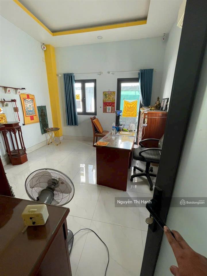 Bán nhà 1 trệt 1 lầu đường số 11, trường thọ, thủ đức, có sân bên hông thoáng mát