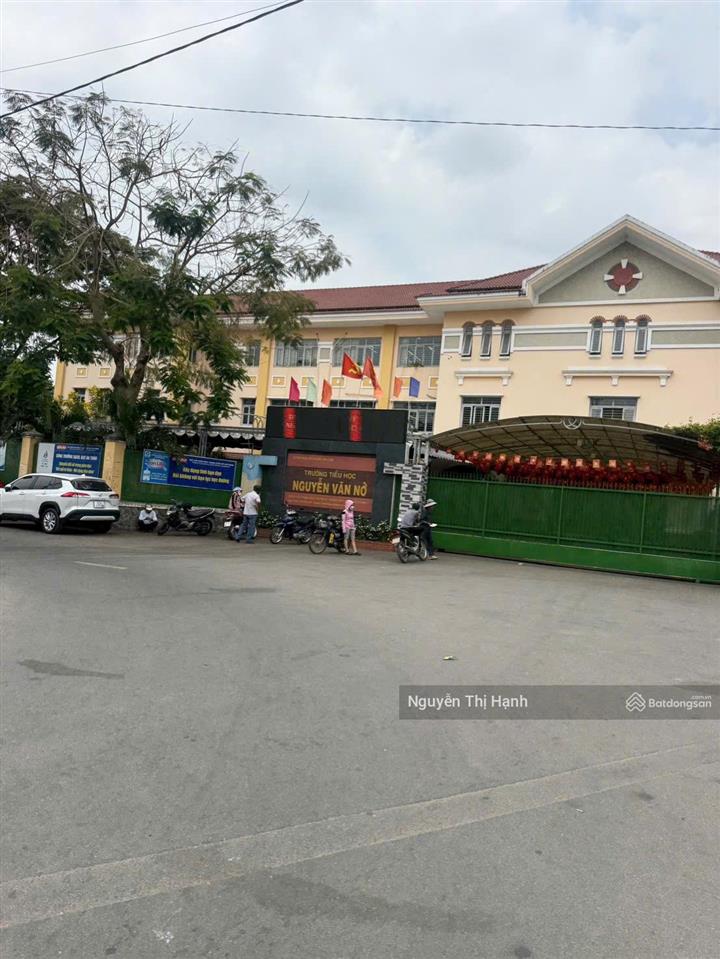 Bán nhà 2 tầng xây mới đường số 10, linh xuân, thủ đức  hẻm ô tô  giá 6 tỷ hơn