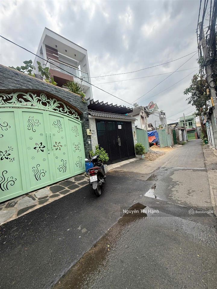 Bán nhà 2 tầng xây mới đường số 10, linh xuân, thủ đức  hẻm ô tô  giá 6 tỷ hơn