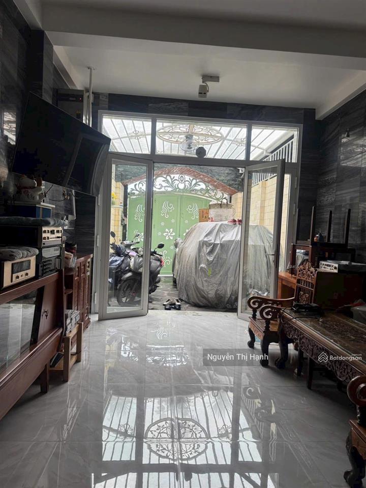 Bán nhà 2 tầng xây mới đường số 10, linh xuân, thủ đức  hẻm ô tô  giá 6 tỷ hơn