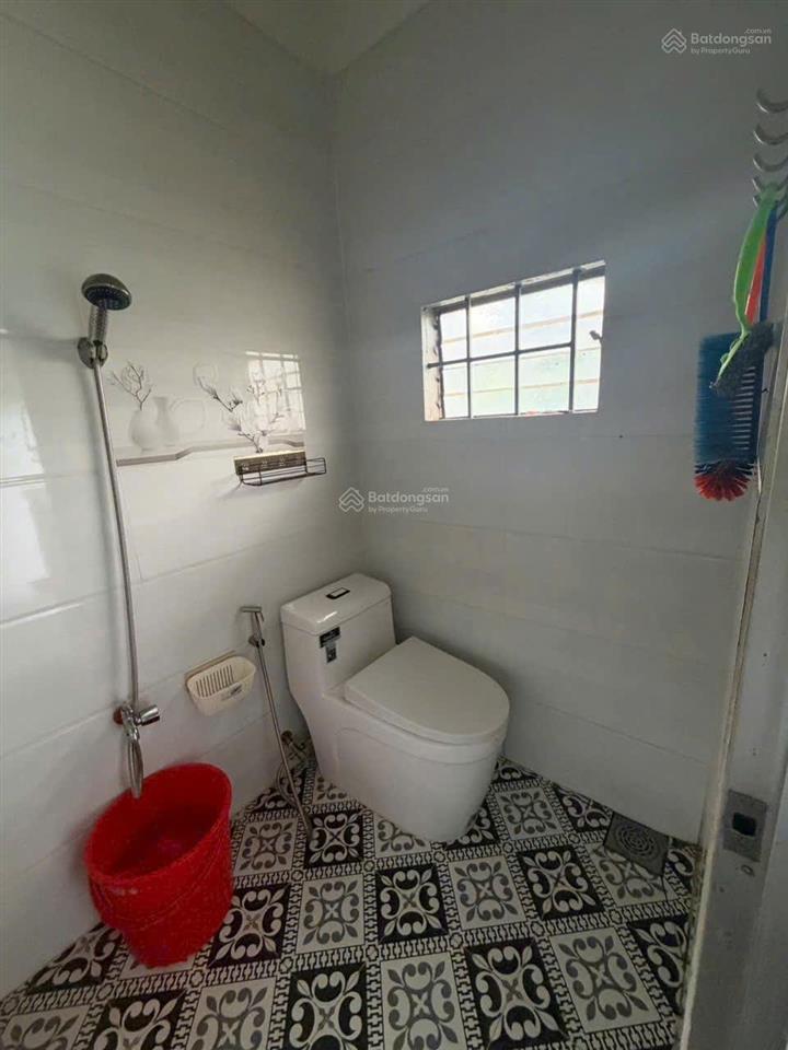 Hàng hiếm chỉ hơn 2 tỷ! bán nhà đường dương văn cam, thủ đức, gần chợ thủ đức