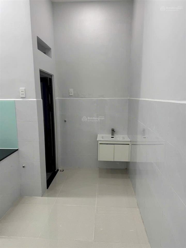 Bán nhà đẹp đường số 10, linh chiểu, thủ đức hẻm ô tô 7 chỗ  giá 5,79 tỷ