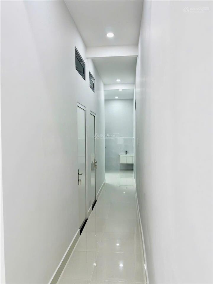 Bán nhà đẹp đường số 10, linh chiểu, thủ đức hẻm ô tô 7 chỗ  giá 5,79 tỷ