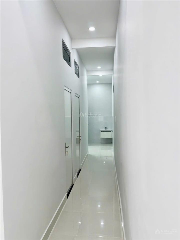 Bán nhà đẹp đường số 10, linh chiểu, thủ đức hẻm ô tô 7 chỗ  giá 5,79 tỷ