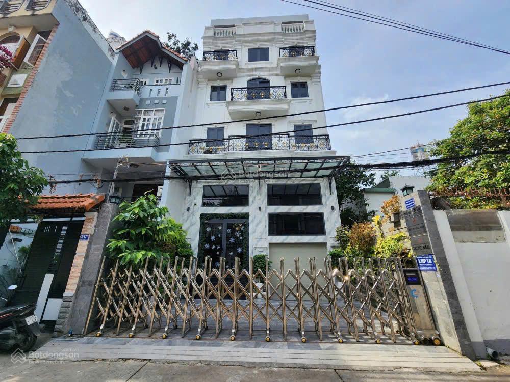 Bán tòa nhà dt 8.5x27m  28 phòng đang thuê full 120 tr/th đường nguyễn văn lượng, giá 19.5 tỷ