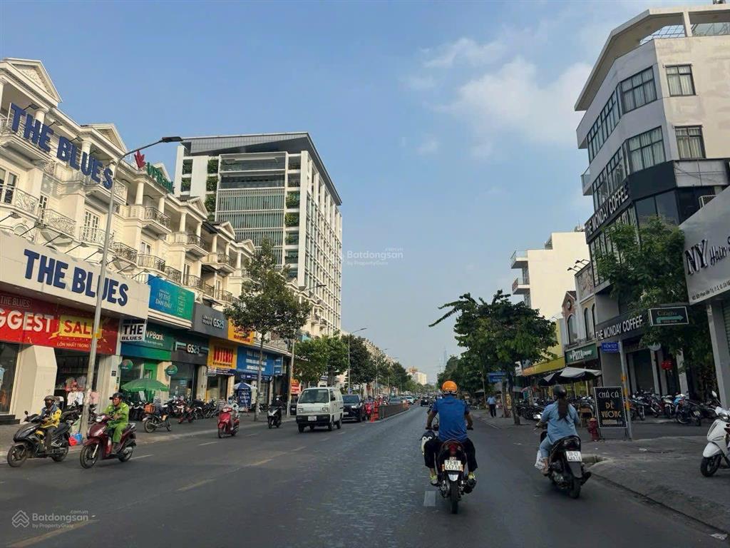 Bán nhà mặt tiền phan văn trị p5 3 lầu hđt 65tr/th, giá 29.5 tỷ gò vấp ngay emart
