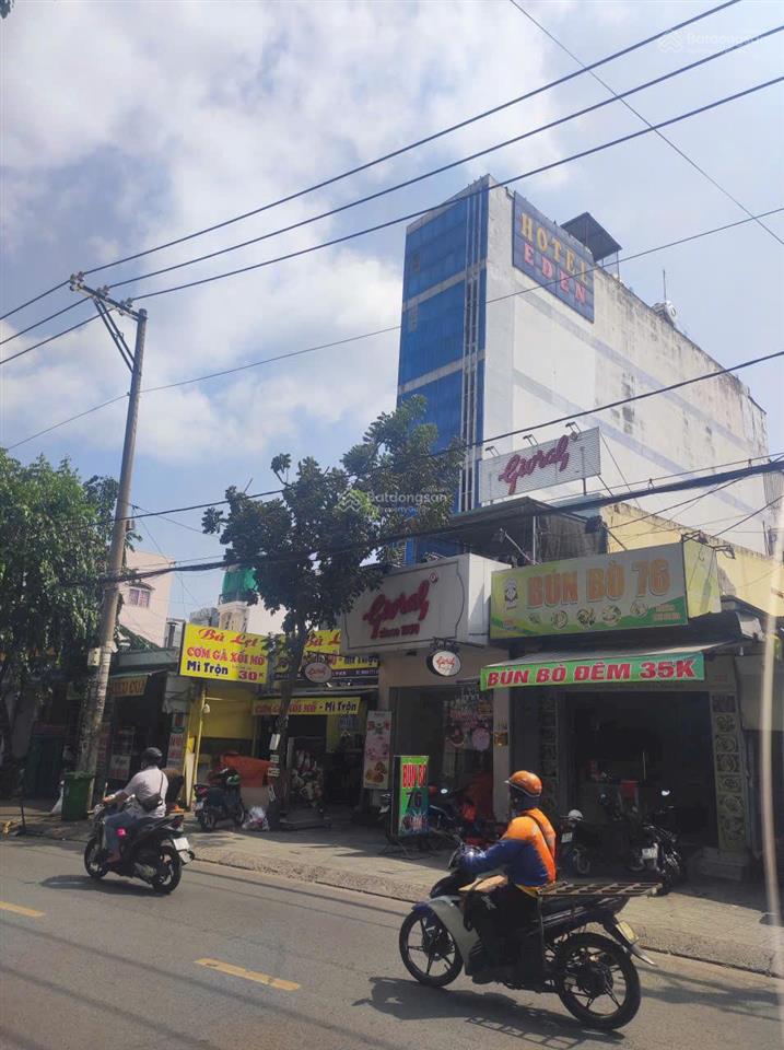 Mặt tiền lê văn thọ đối diện cv làng hoa 4,5x17m 3 tầng hdt 30tr/tháng