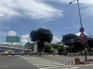 Chính chủ bán căn gốc 2mt phạm văn đồng sát sân bay ngang 35m