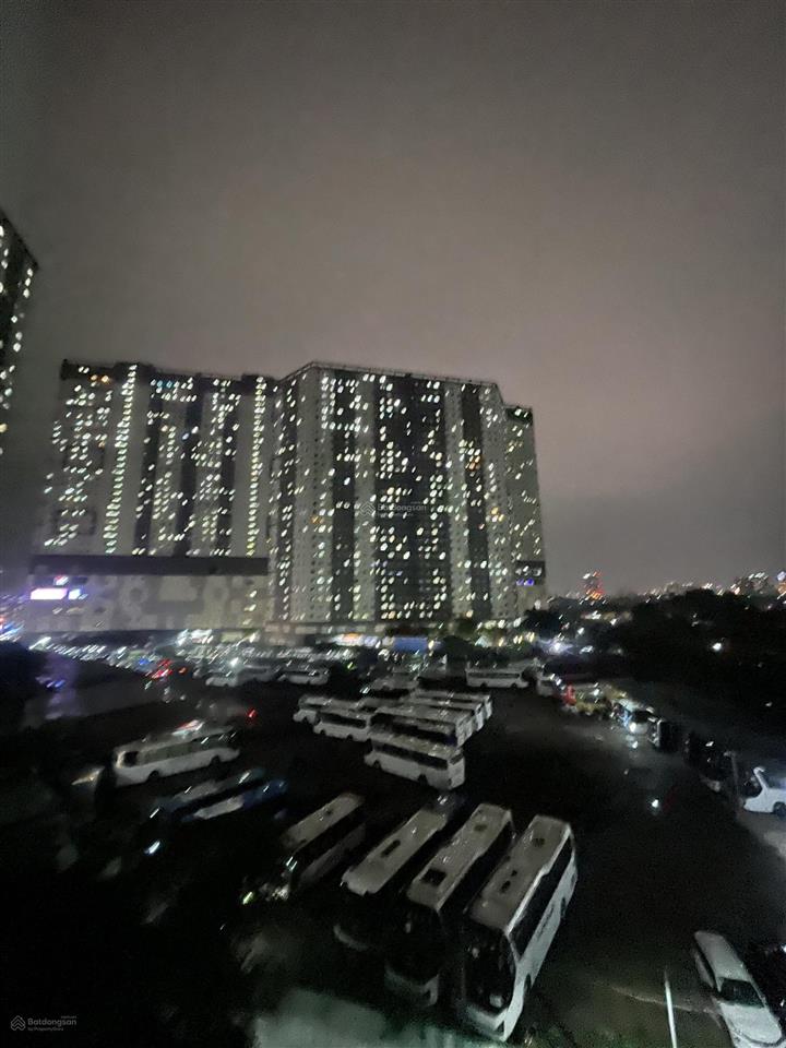 Giảm nhanh giá chỉ còn 3t380  70m2 gốc 2view