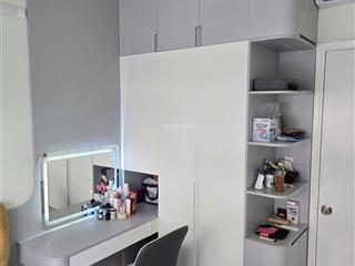 Mẫu hiếm 91m2, 3 ngủ, 2wc, gốc 2 view, 4,8tỷ full nội thất