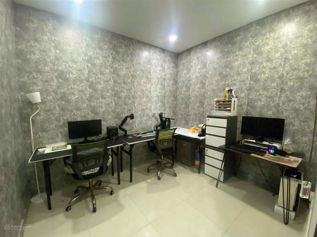 View đn ngắm pháo hoa 85m2 3ngủ 2wc 4,7 bao sang tên