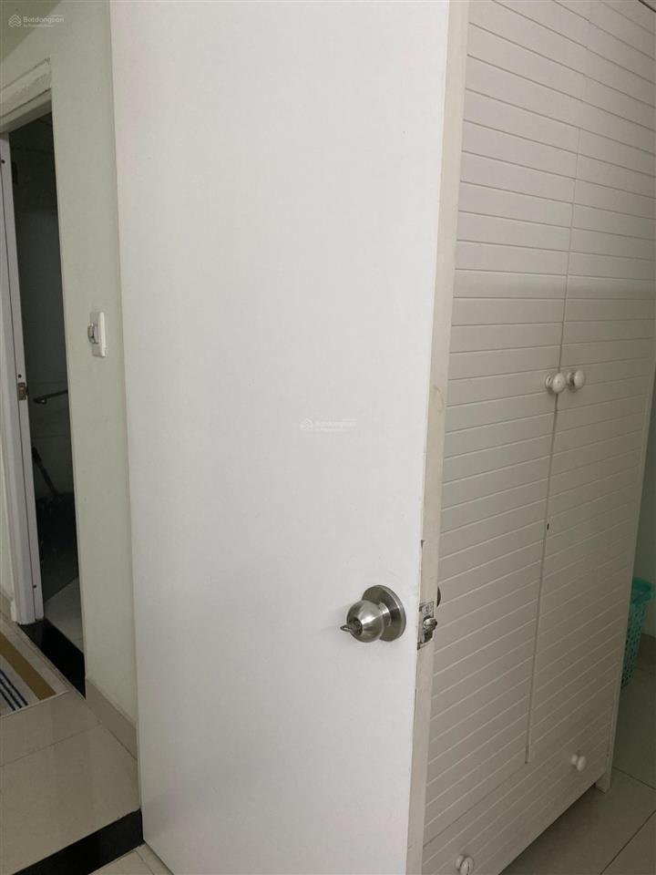 1 căn gốc 70m2 2ngủ 2wc sót lại 3t450
