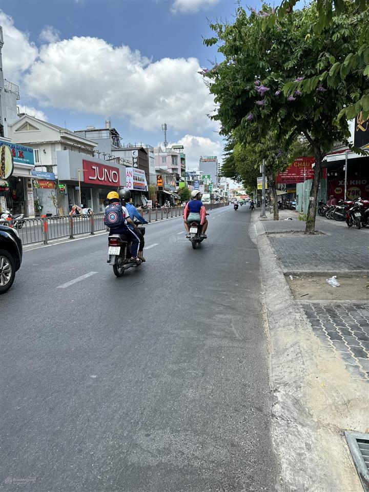 Siêu phẩm hai mặt tiền phan văn trị 260m2 ngang 8m  hai mặt tiền ngay bên cạnh emart, cityland!
