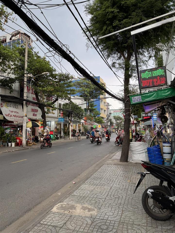 Góc 2 mặt tiền cây trâm  vị trí vàng mở cafe, chuỗi f&b  vị trí đắc địa  kinh doanh vô đối