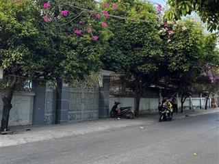 Chỉ 100tr/m2 view sông đường 25m tiện xây hotel hoặc làm nhà hàng giống phong cua