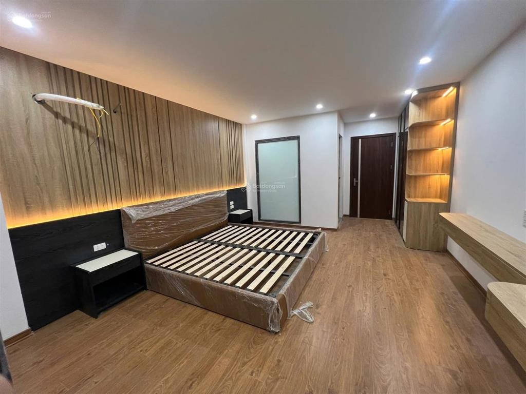 Bán nhà riêng 13,1 tỷ, 45m2 x 6 tầng tại bạch mai, hai bà trưng, nhà mới hiện đại,gần phố,ngõ thông