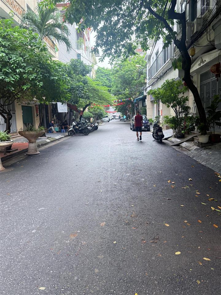 Phân lô 5 tầng tam trinh giá 26tỷ, 93m2, ngay minh khai, times city, đầu tư giữ tiền, cho thuê tốt