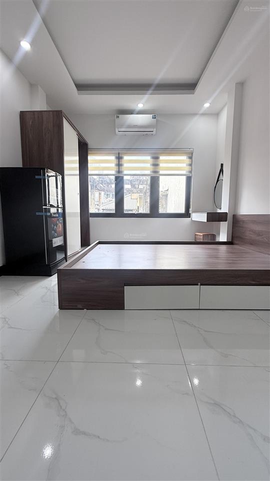 Cho thuê căn hộ dịch vụ 1pn, 1wc, 18m2, giá 6,1 triệu ở bạch mai, ngõ to ra phố chỉ 20m.ngay chợ mơ