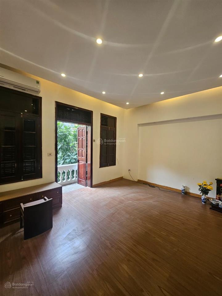 Bán nhà mặt phố thanh nhàn, 32 tỷ, 61m2 x 5 tầng, view công viên. lô góc, kinh doanh vip sầm uất