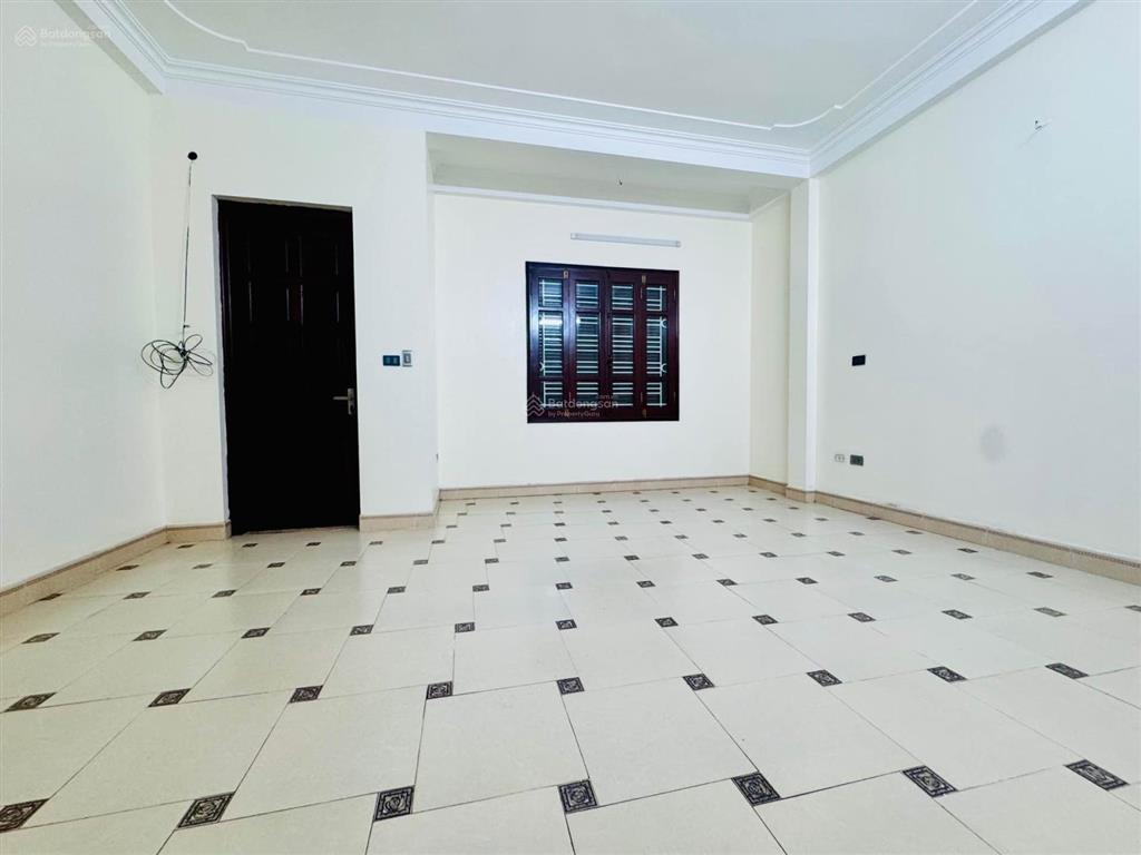 Bán nhà mặt phố kim ngưu, giá cực chất 30.5tỷ, 60m2 x 5 tầng. vỉa hè, vp đẹp, kinh doanh sầm uất...