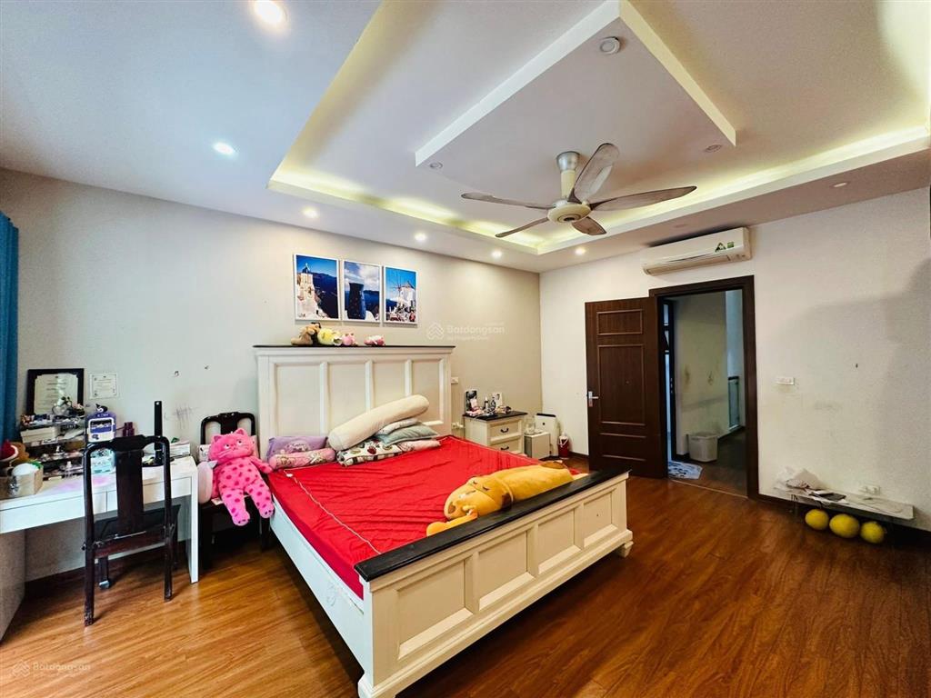 Bán nhà phố lò đúc 41m2 x 5tầng, giá 12.8 tỷ. dân xây, gần phố, ngõ thông, ôtô đỗ, 2 thoáng ở ngay