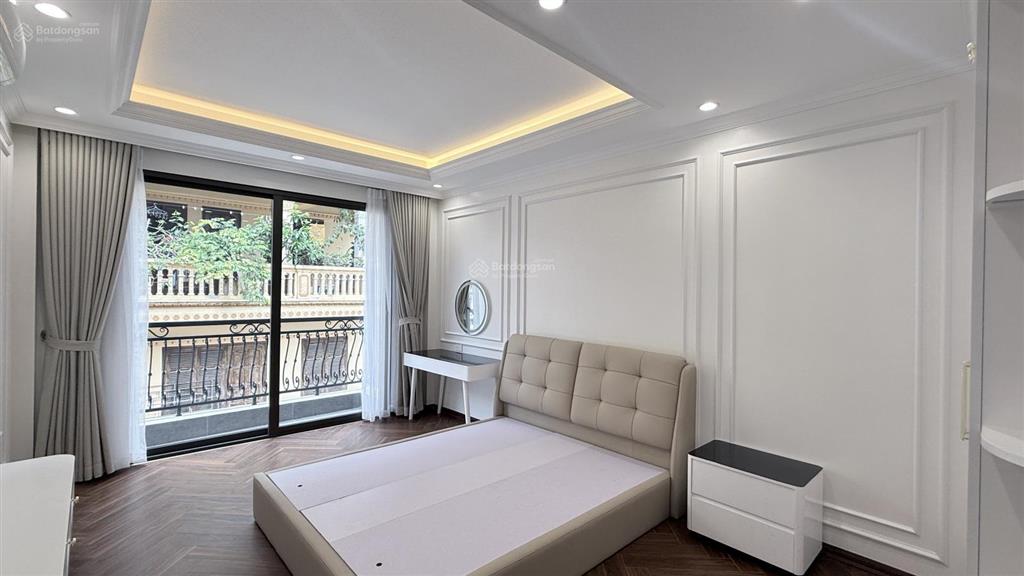 Bán nhà bạch mai 39m2 x 6 tầng, mới thang máy, ngõ rộng thông, ô tô đỗ cửa, kinh doanh. giá 14 tỷ
