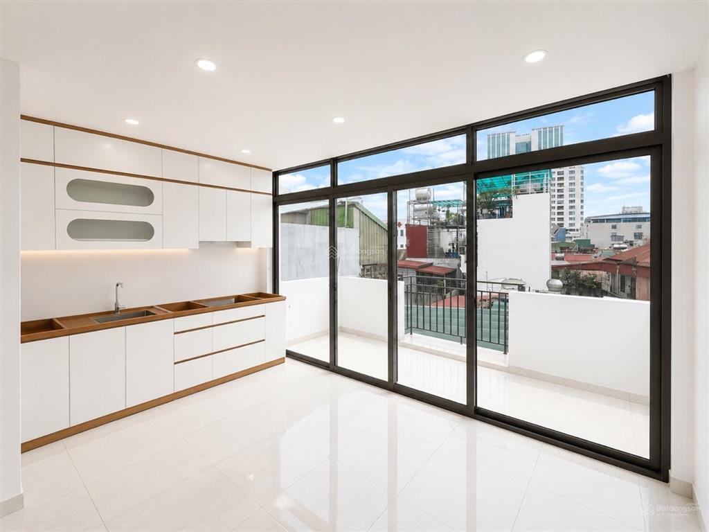 Bán nhà bạch mai 39m2 x 6 tầng, mới thang máy, ngõ rộng thông, ô tô đỗ cửa, kinh doanh. giá 14 tỷ