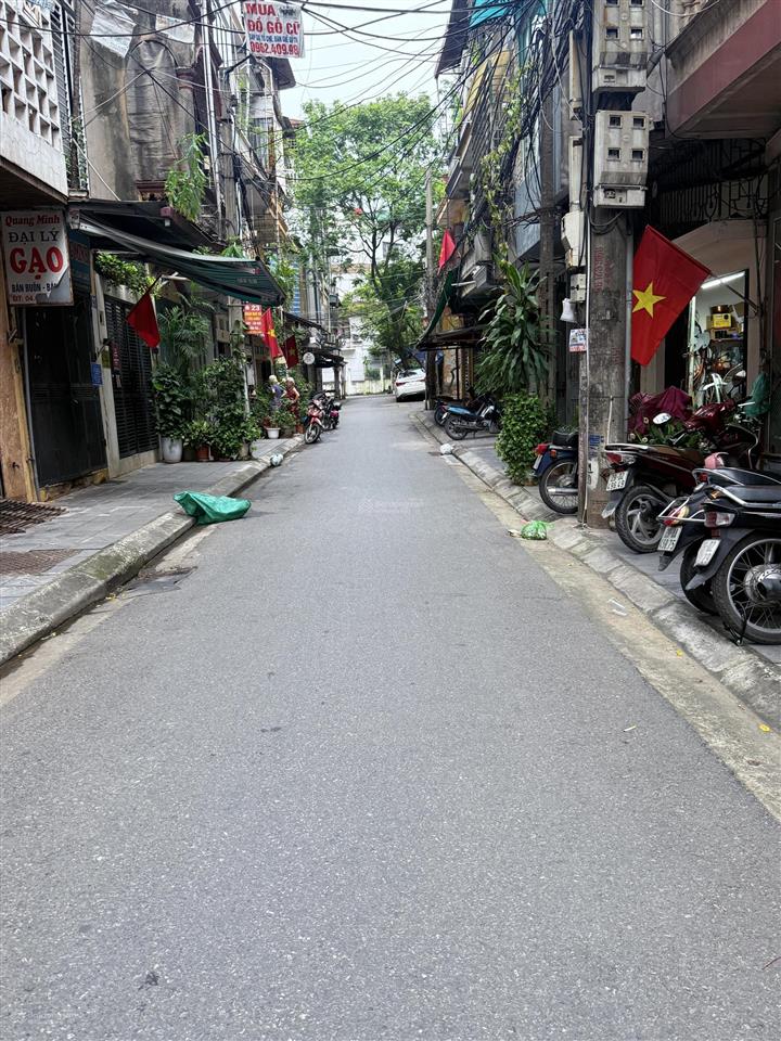 Bán nhà minh khai 40 m2x 6 tầng,giá 14 tỷ. phân lô, ô tô vào nhà, thang máy, gần phố, ở kinh doanh