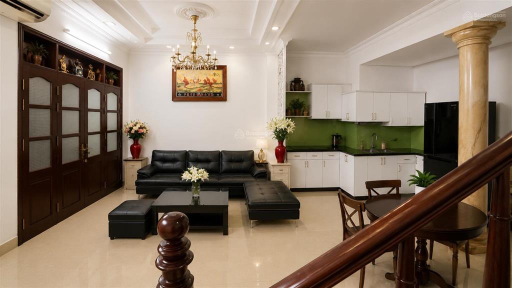 Bán nhà riêng tại lò đúc, 12,8 tỷ, 41m2 x 5 tầng. ô tô đỗ cửa, ngõ thông, dân xây, phố cổ kd online