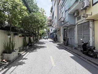 Bán nhà mặt phố nguyễn văn trỗi, 3,8 tỷ, 10m2, 4 tầng, kinh doanh cửa hàng, vỉa hè. hàng hiếm...