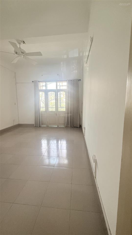 Bán nhà riêng tại nguyễn văn trỗi, 3,75 tỷ có 11m x 4 tầng. mặt phố vừa ở vừa kinh doanh cực tốt